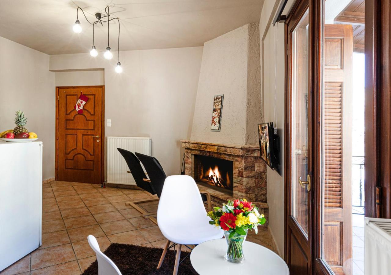 Deluxe Apartments By White Hills Arachova Bagian luar foto