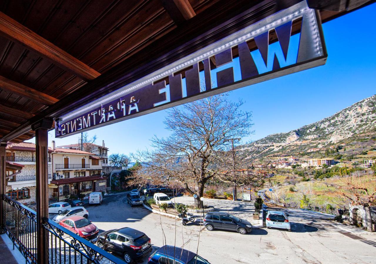 Deluxe Apartments By White Hills Arachova Bagian luar foto