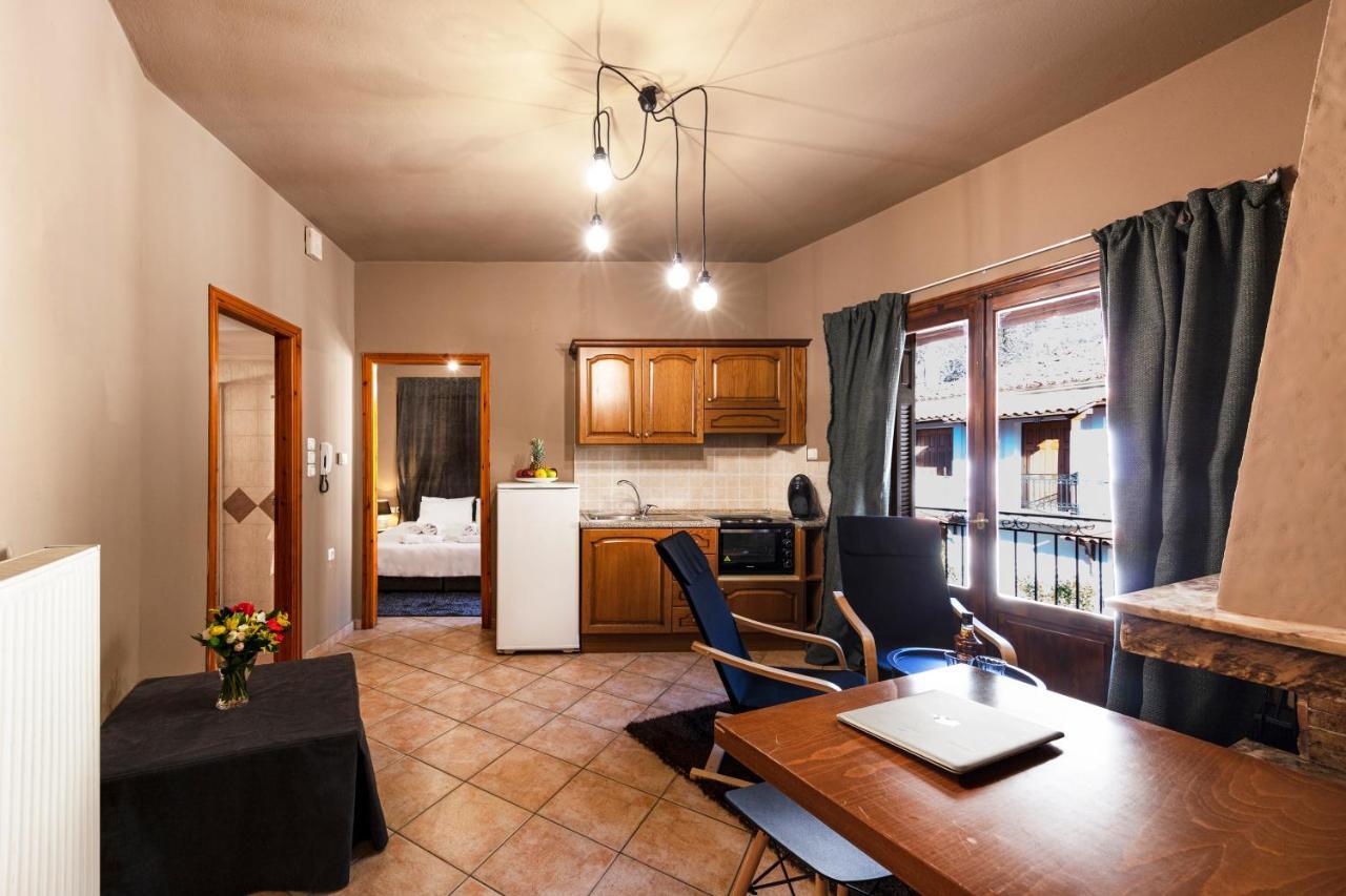Deluxe Apartments By White Hills Arachova Bagian luar foto