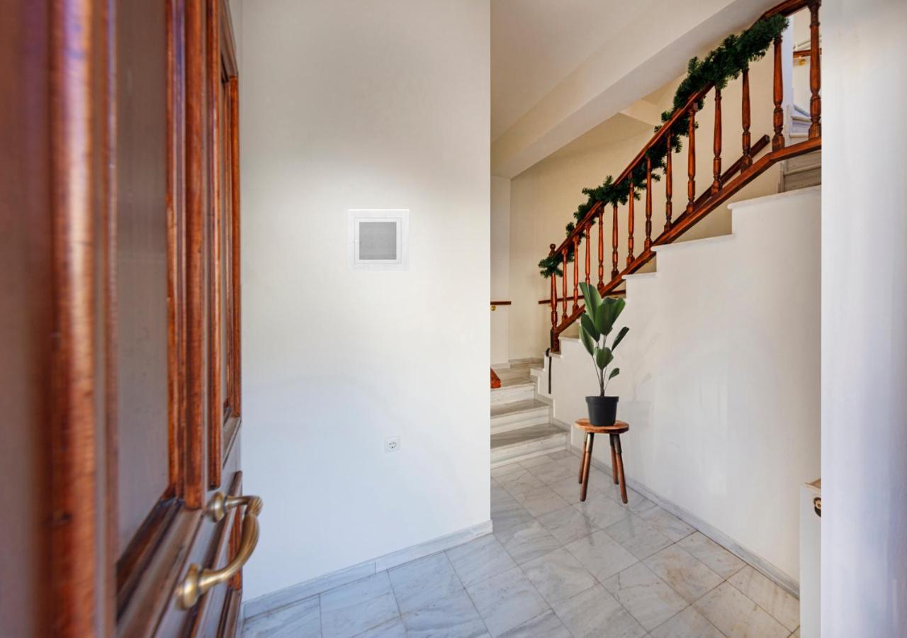 Deluxe Apartments By White Hills Arachova Bagian luar foto